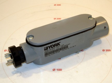 025-44846-200 - Capacitance Transmitter by York