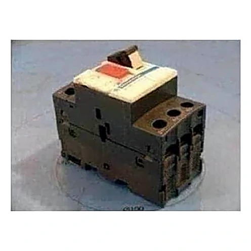 024-33169-000 - 4/6.3 Amp Overload by York