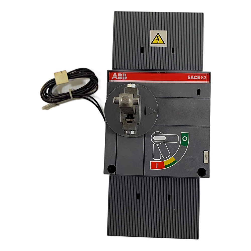 024-37026-001 - Circuit Breaker 480 Volts 200 Amp by York